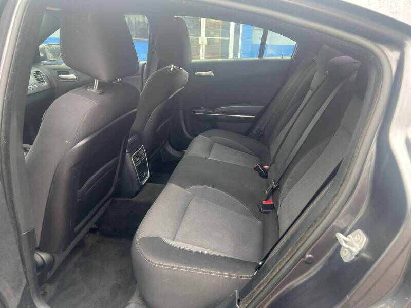 2015 Dodge Charger SE