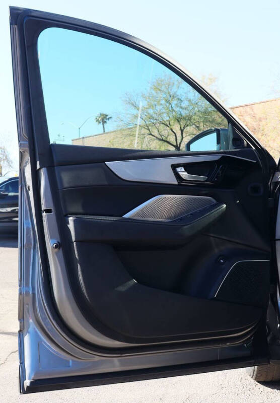 2023 Acura MDX w/Tech