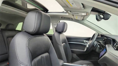 2024 Audi Q8 e-tron quattro Premium