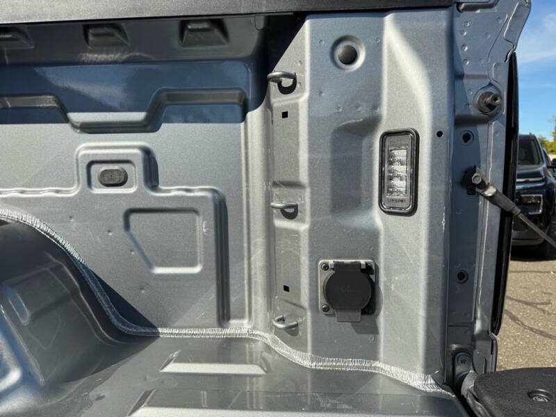 2024 GMC Sierra 1500 Elevation Standard