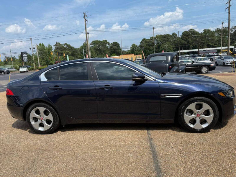 2017 Jaguar XE 25t