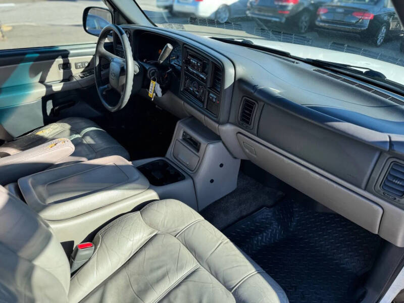 2001 Chevrolet Tahoe