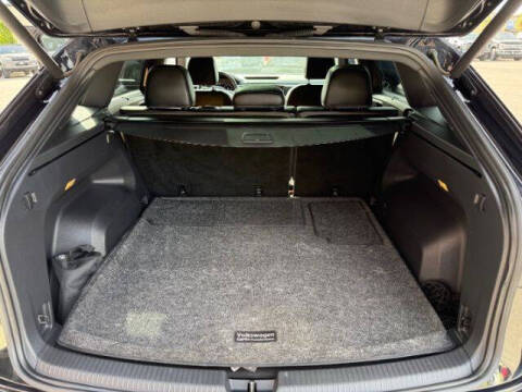 2022 Volkswagen Atlas Cross Sport V6 SEL Premium R-Line 4Motion