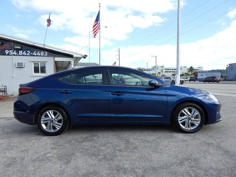 2020 Hyundai Elantra  - $14,900