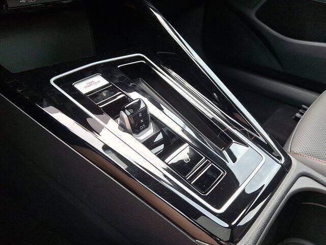 2025 Volkswagen Golf GTI Autobahn