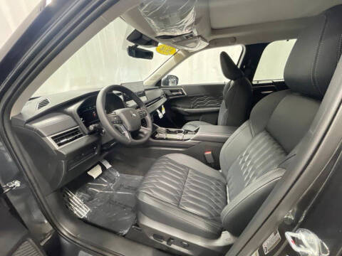 2026 Mitsubishi Outlander SEL