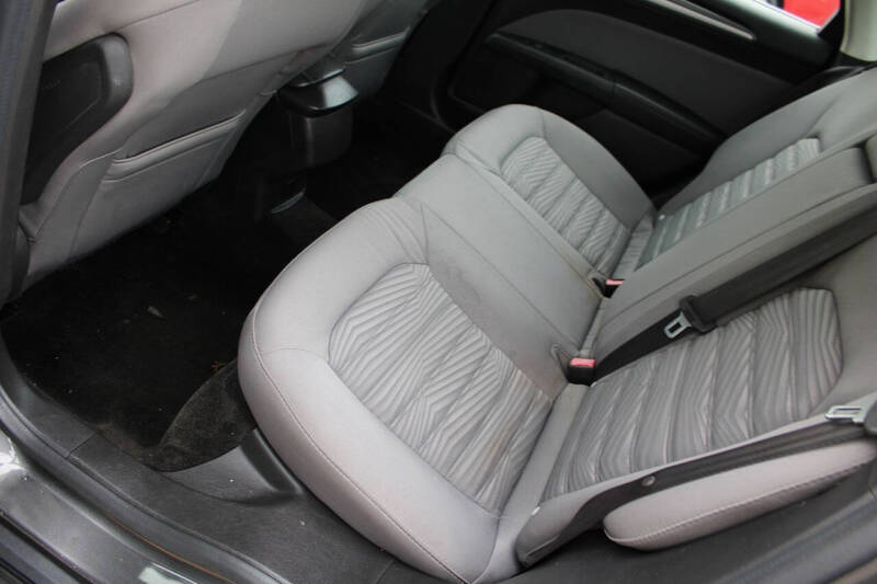 2016 Ford Fusion S