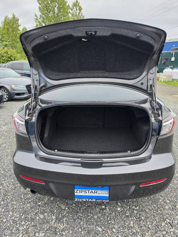 2013 Mazda MAZDA3 i Touring