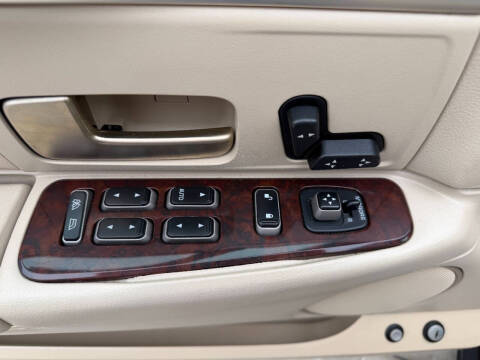 2006 Lincoln Town Car Signature