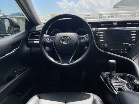 2019 Toyota Camry Hybrid