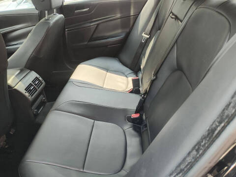 2017 Jaguar XE 25t Premium