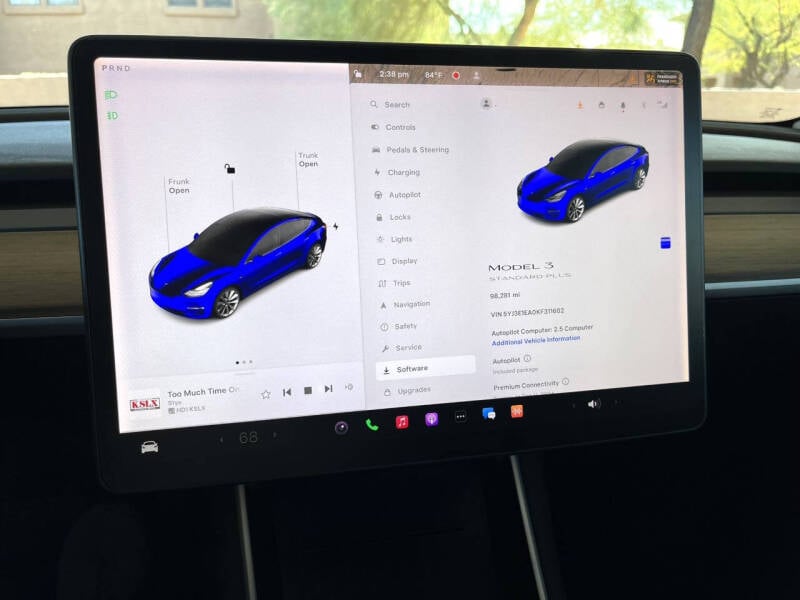 2019 Tesla Model 3 Base photo 15