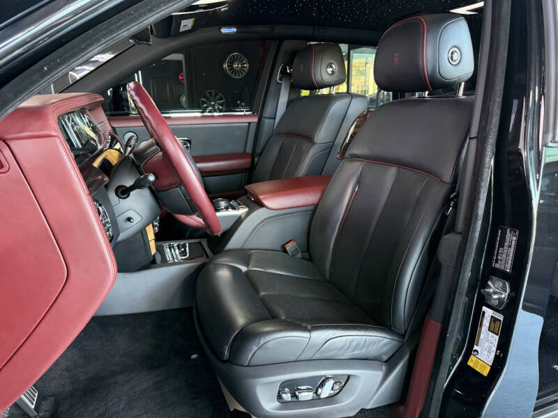 2019 Rolls-Royce Phantom