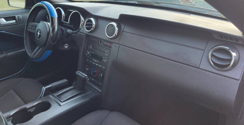 2009 Ford Mustang V6 Premium
