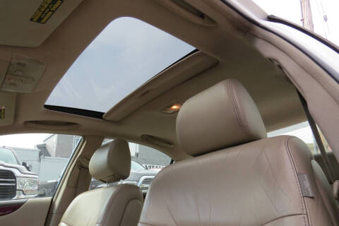 2004 Lexus ES 330