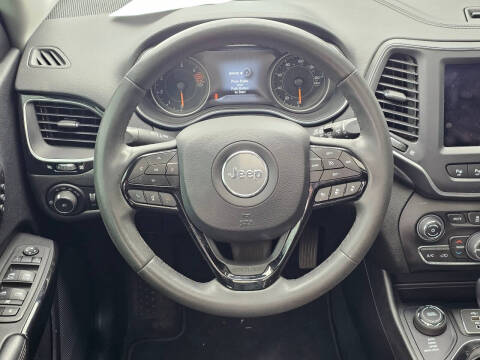 2023 Jeep Cherokee Altitude Lux