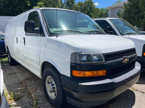 2021 Chevrolet Express 2500