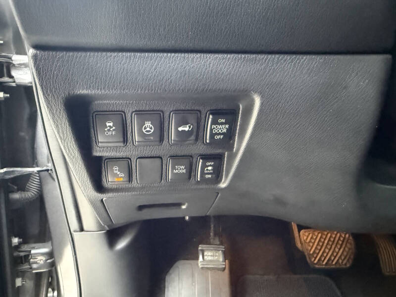 2015 Nissan Pathfinder Platinum