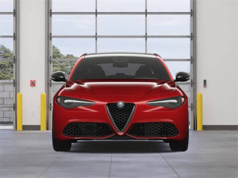 2025 Alfa Romeo Giulia Intensa