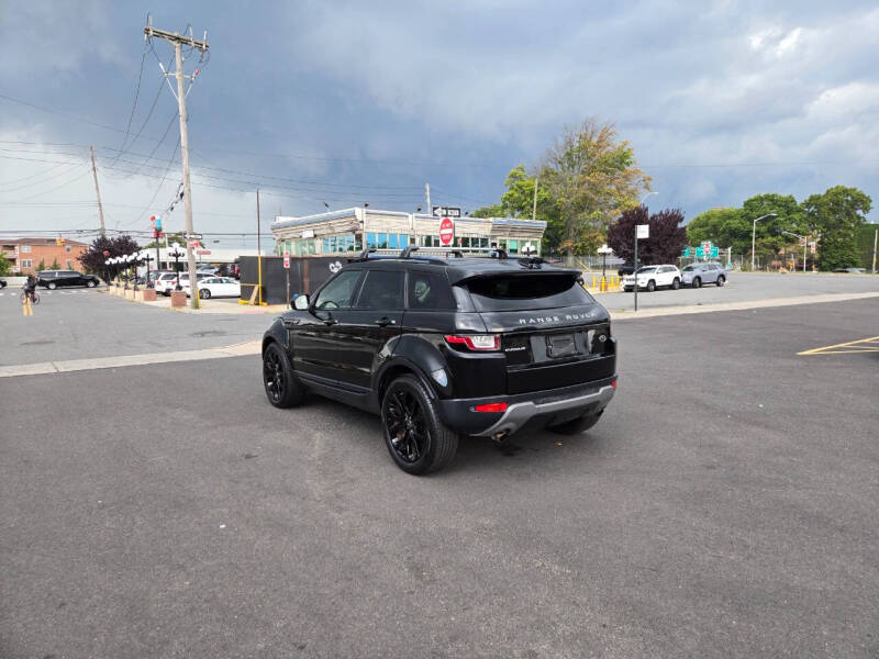 2017 Land Rover Range Rover Evoque SE Premium