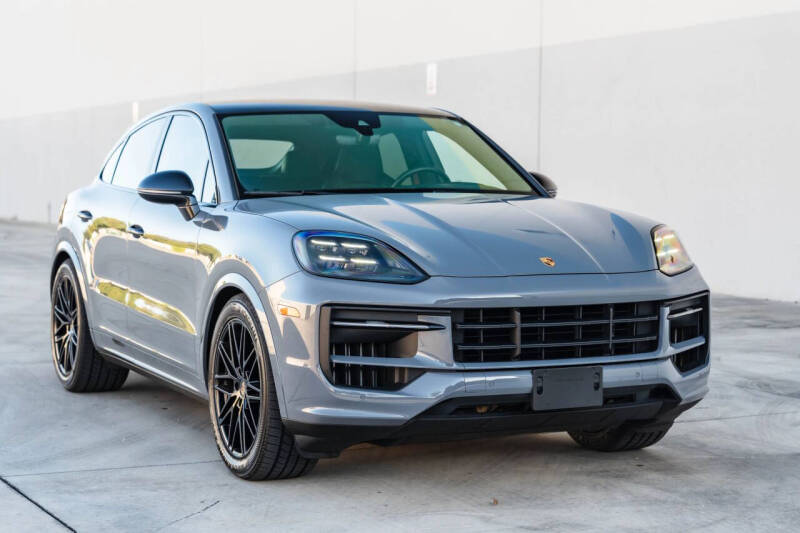 2024 Porsche Cayenne S Coupe