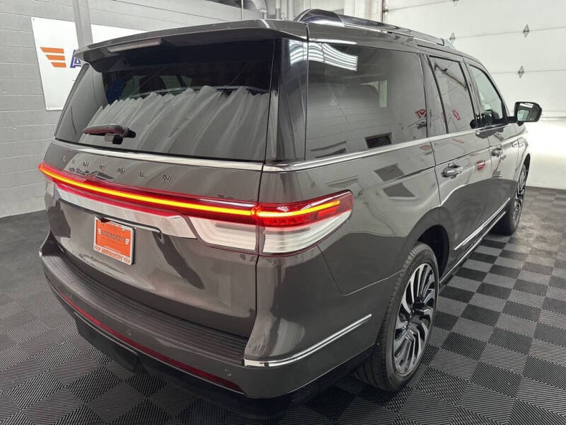 2023 Lincoln Navigator Black Label