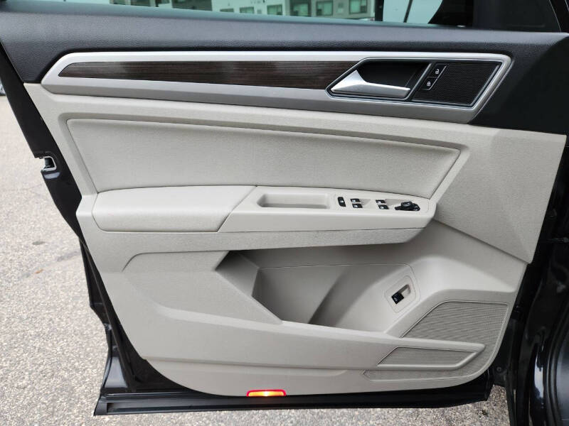 2019 Volkswagen Atlas V6 SE R-Line 4Motion