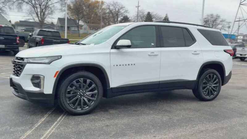 2023 Chevrolet Traverse RS