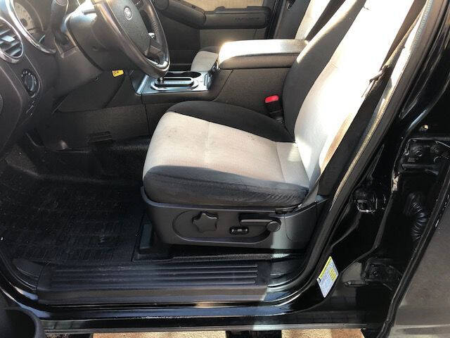 2008 Ford Explorer Sport Trac for sale at Extreme Auto Plaza in Des Moines, IA