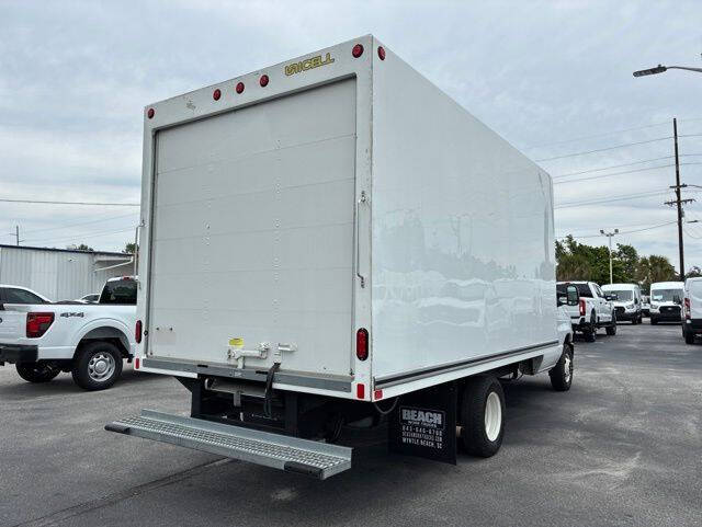 2024 Ford E-Series