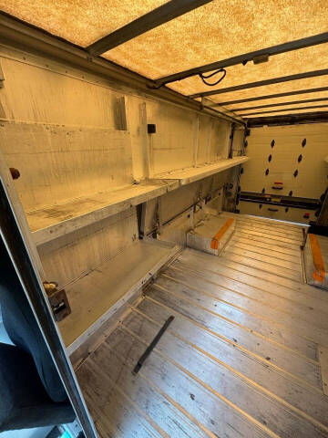 2004 Freightliner MT45 Chassis