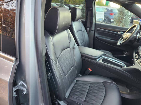 2024 Buick Enclave Avenir