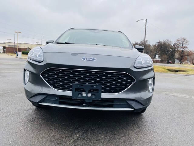 2020 Ford Escape Titanium