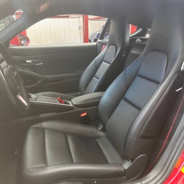 2021 Porsche 718 Cayman