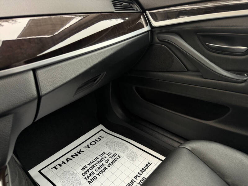 2013 BMW 5 Series 528i xDrive