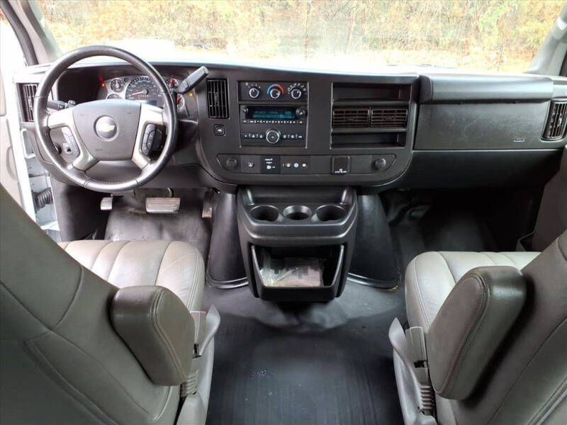 2019 Chevrolet Express 2500