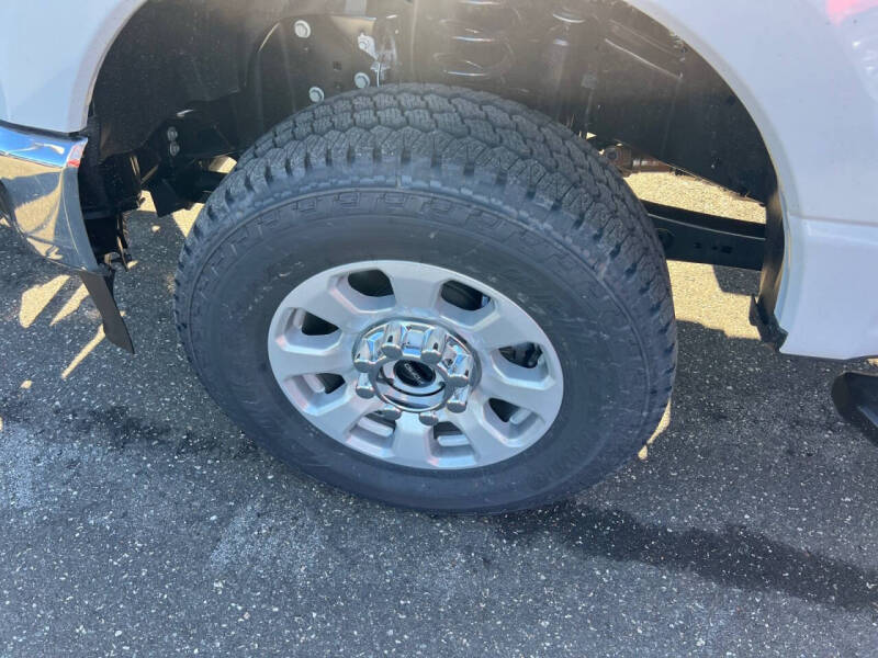 2024 Ford F-350 Super Duty XL