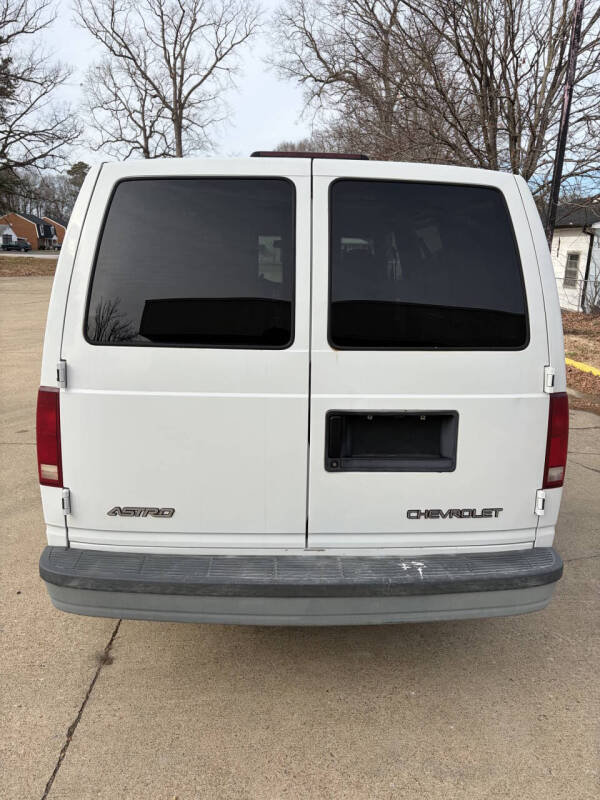2002 Chevrolet Astro