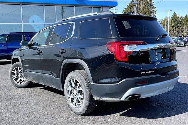 2023 GMC Acadia SLE