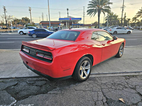 2021 Dodge Challenger SXT