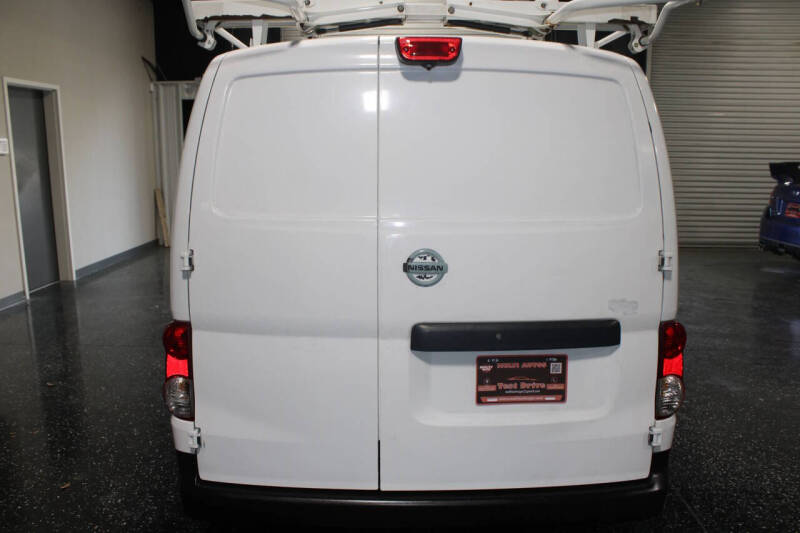 2017 Nissan NV200