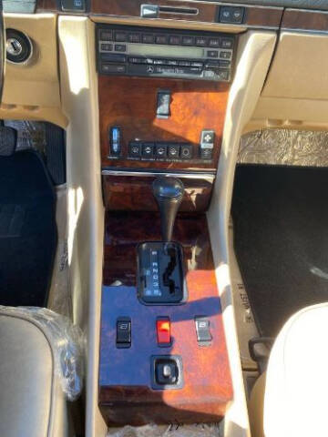 1986 Mercedes-Benz 500-Class