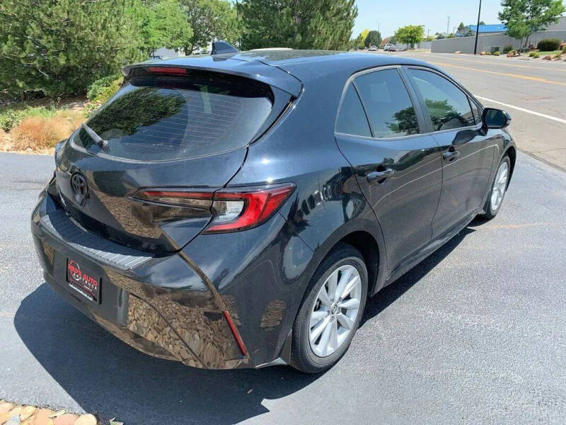 2023 Toyota Corolla Hatchback SE