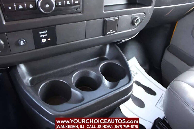 2017 GMC Savana 2500