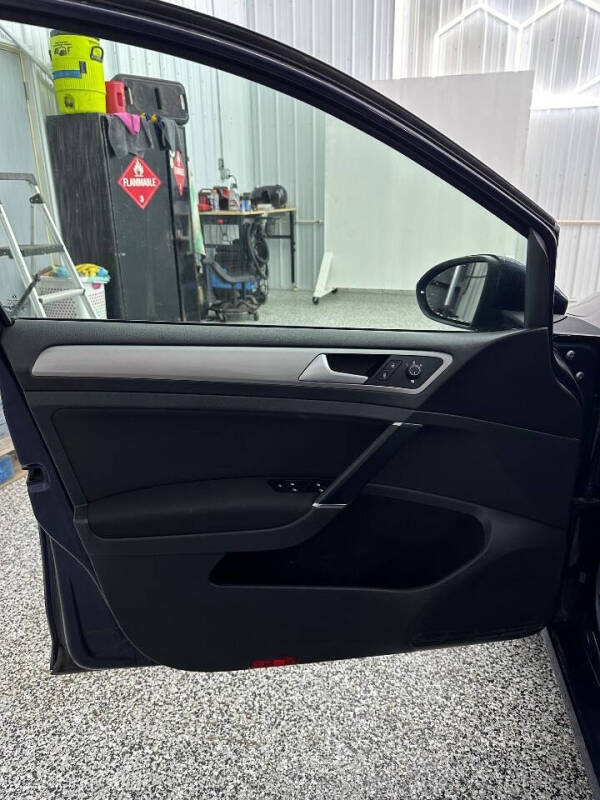 2016 Volkswagen e-Golf SE