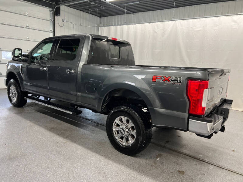 2017 Ford F-350 Super Duty Lariat