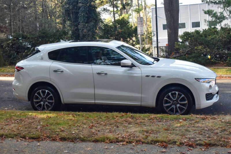 2021 Maserati Levante