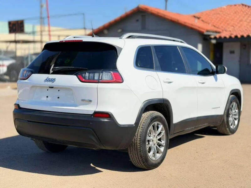 2021 Jeep Cherokee Latitude Plus