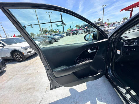 2019 Kia Niro S Touring