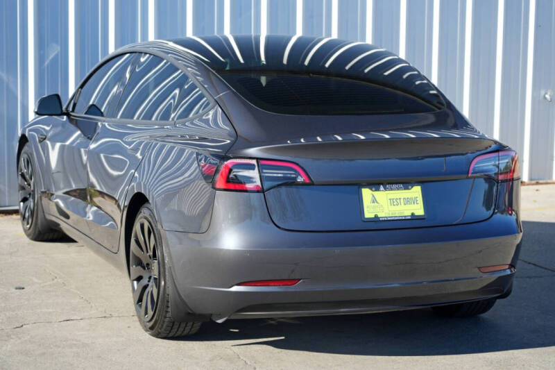 2021 Tesla Model 3 Standard Range Plus